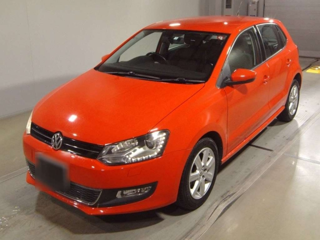 VOLKSWAGEN POLO 2012