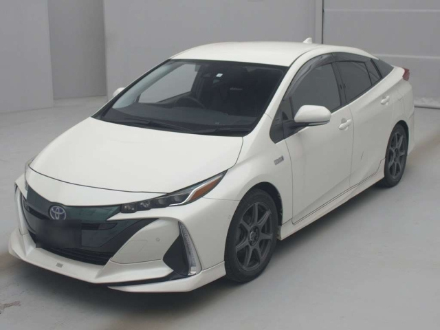 TOYOTA PRIUS PHV 2018