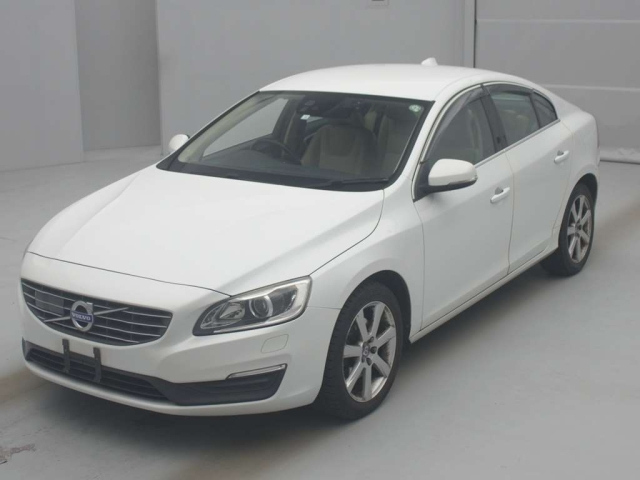 VOLVO S60 2016