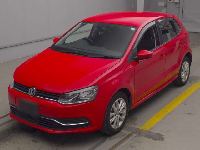 VOLKSWAGEN POLO 2016