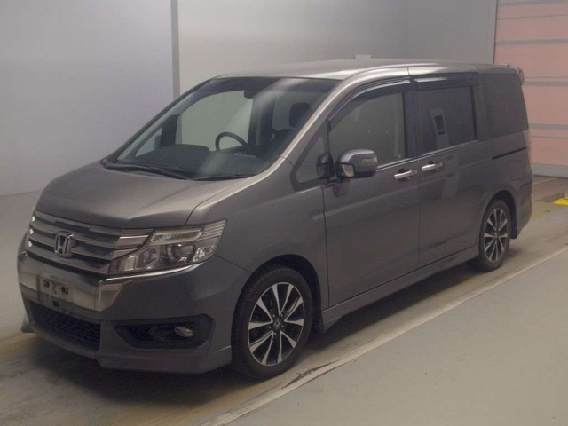 HONDA STEP WAGON 2013