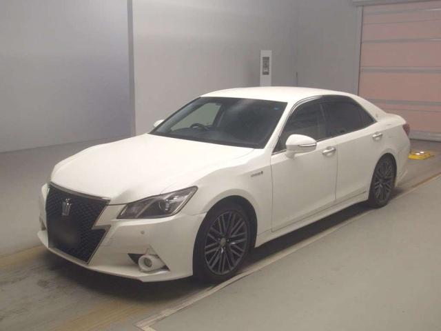 TOYOTA CROWN 2015
