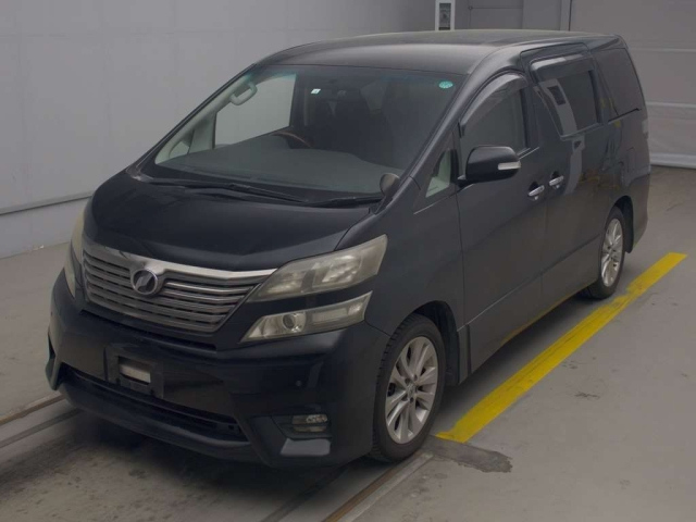TOYOTA VELLFIRE 2010