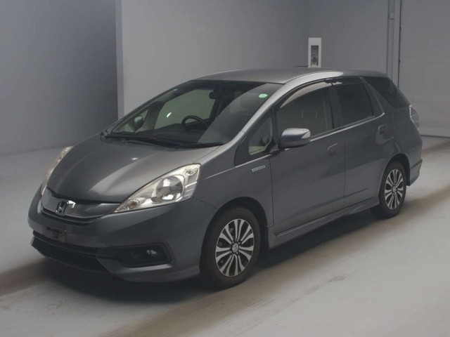 HONDA FIT SHUTTLE 2013