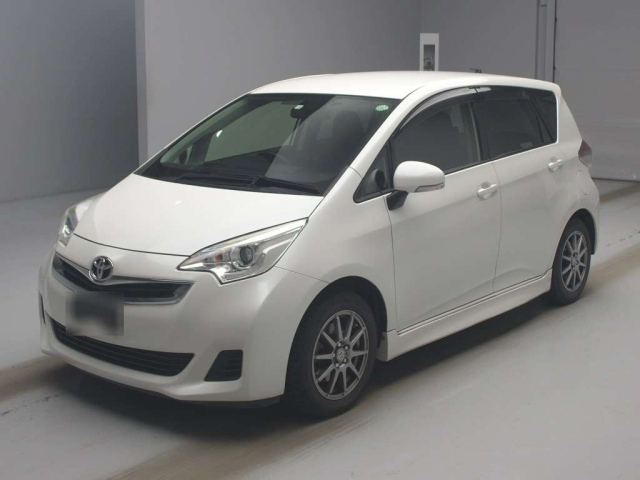 TOYOTA RACTIS 2016