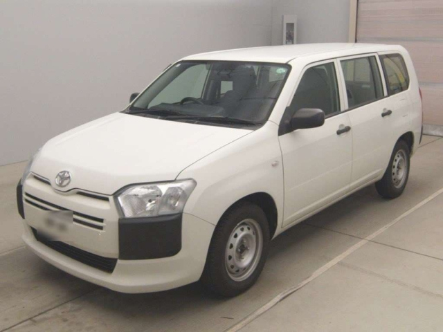 TOYOTA SUCCEED