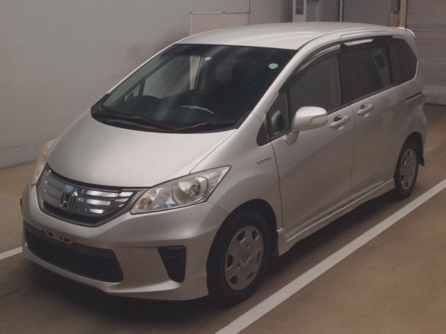 HONDA FREED 2012