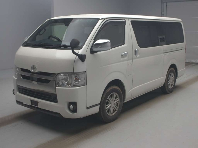 TOYOTA REGIUS ACE VAN 2019