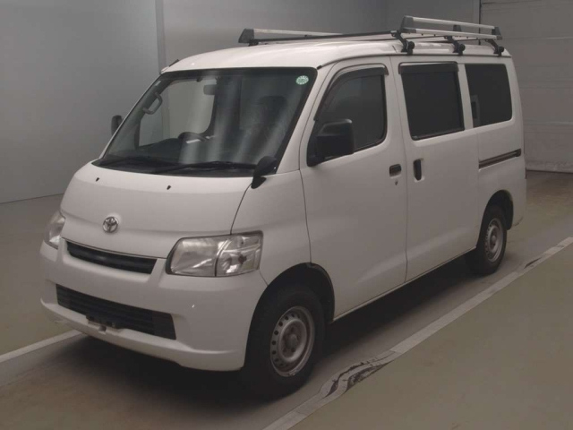 TOYOTA TOWN ACE VAN