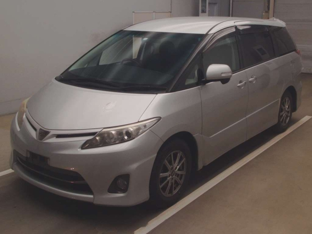 TOYOTA ESTIMA 2009