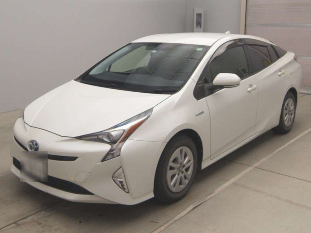 TOYOTA PRIUS 2017