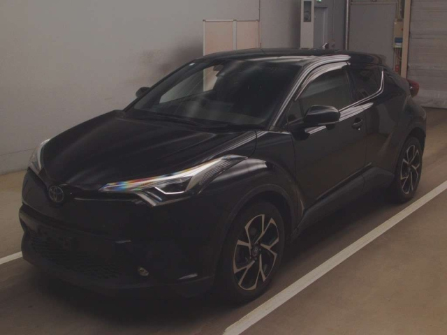 TOYOTA C-HR 2018