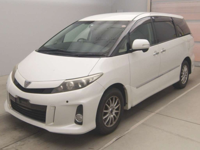 TOYOTA ESTIMA 2014