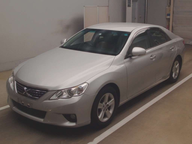TOYOTA MARK X 2010