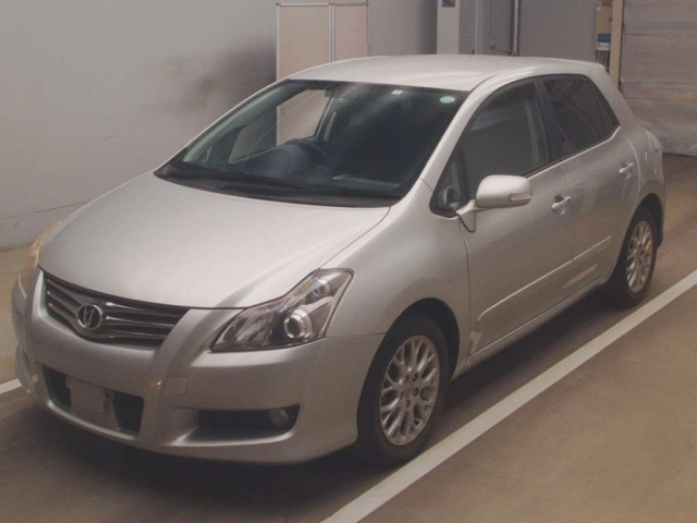 TOYOTA BLADE
