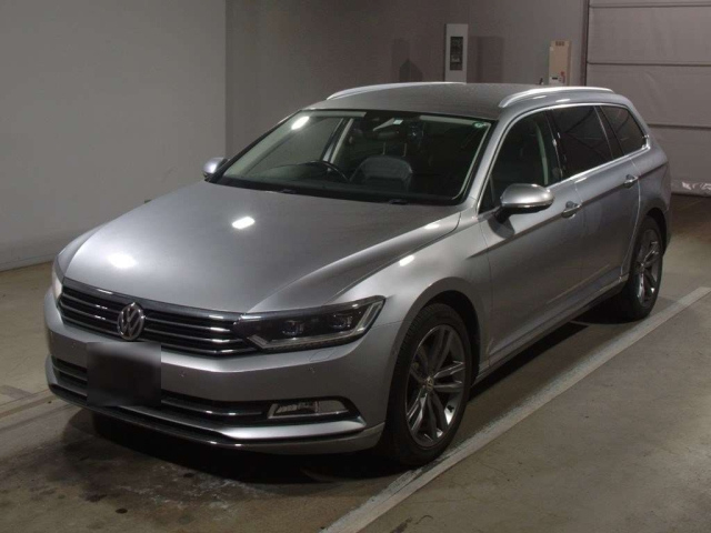 VOLKSWAGEN PASSAT VARIANT 2017