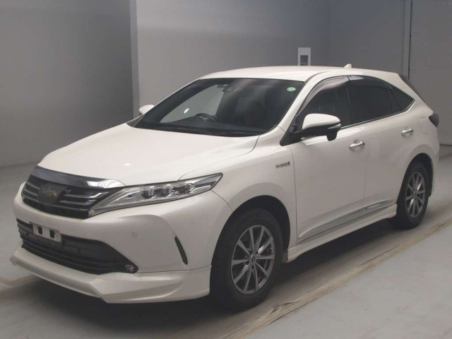 TOYOTA HARRIER 2018