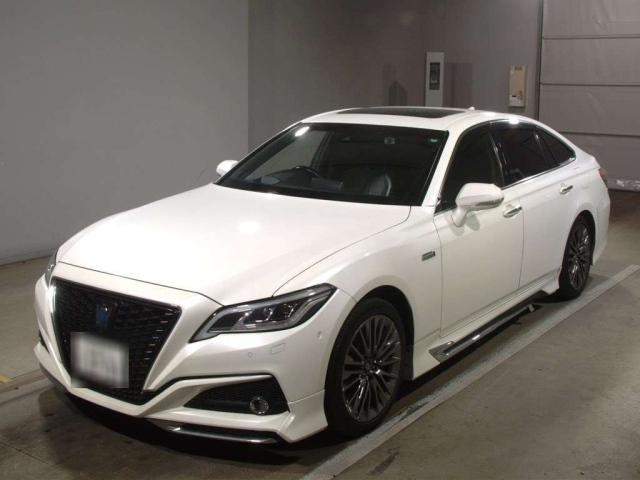 TOYOTA CROWN 2019