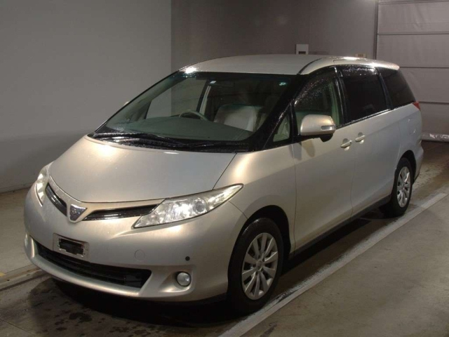 TOYOTA ESTIMA 2010