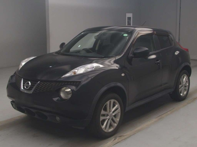 NISSAN JUKE 2011
