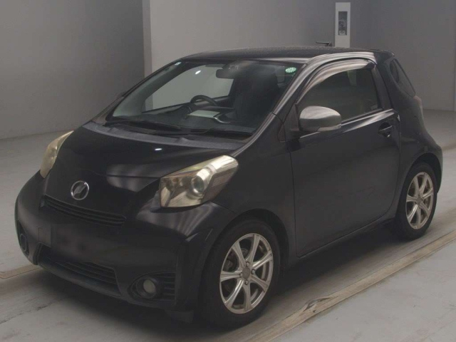 TOYOTA IQ 2013