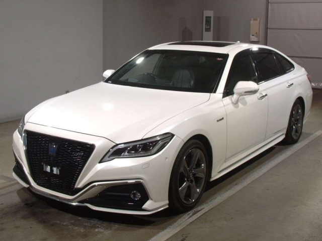 TOYOTA CROWN 2020