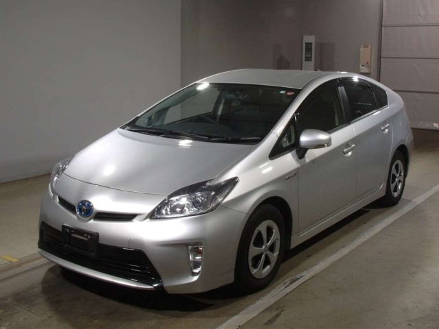 TOYOTA PRIUS 2012