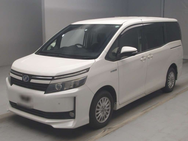 TOYOTA VOXY 2014