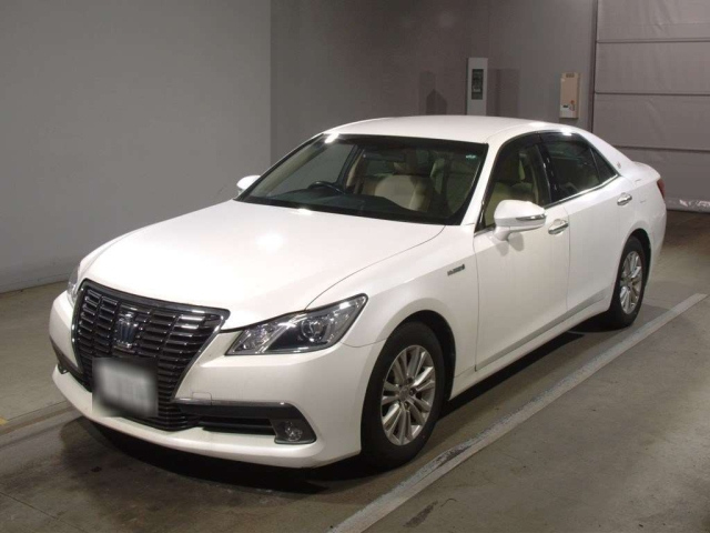 TOYOTA CROWN 2013