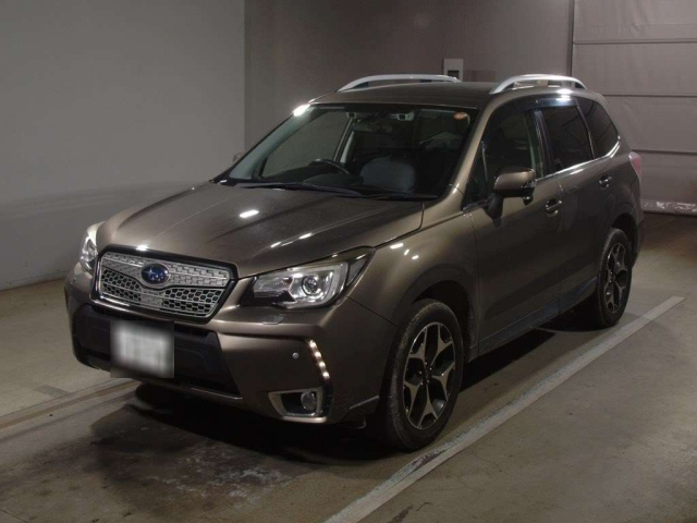 SUBARU FORESTER 2016
