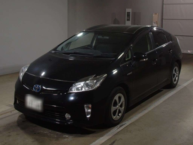 TOYOTA PRIUS 2014
