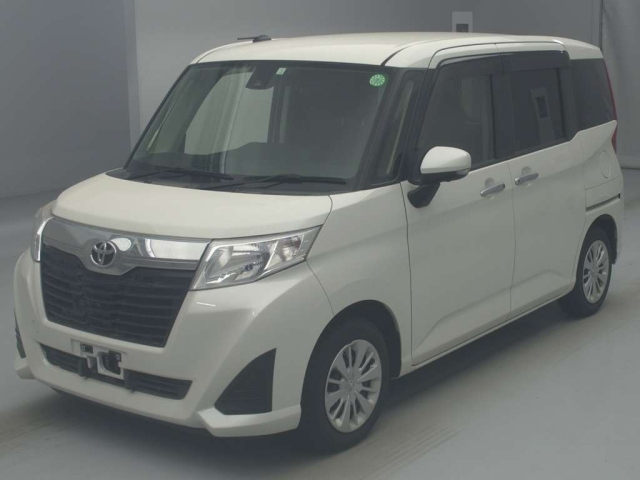 TOYOTA ROOMY 2018
