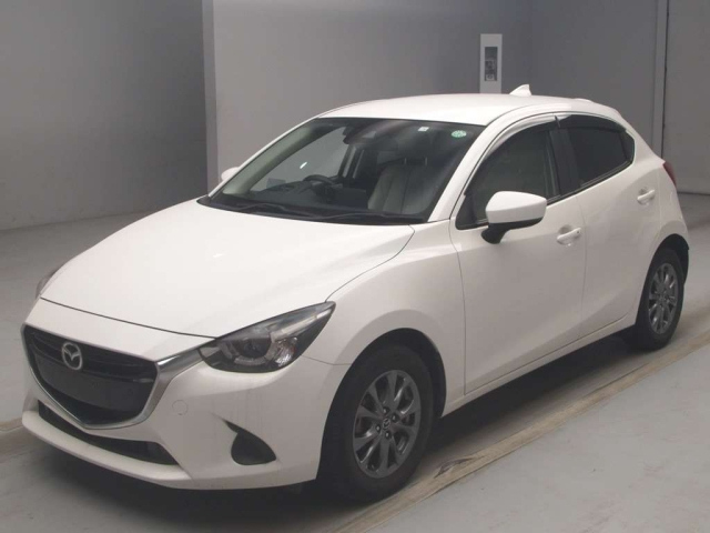 MAZDA DEMIO 2018