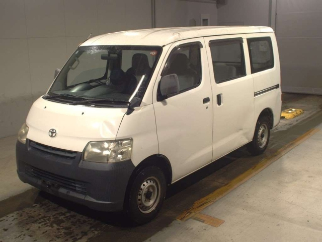 TOYOTA TOWN ACE VAN 2014