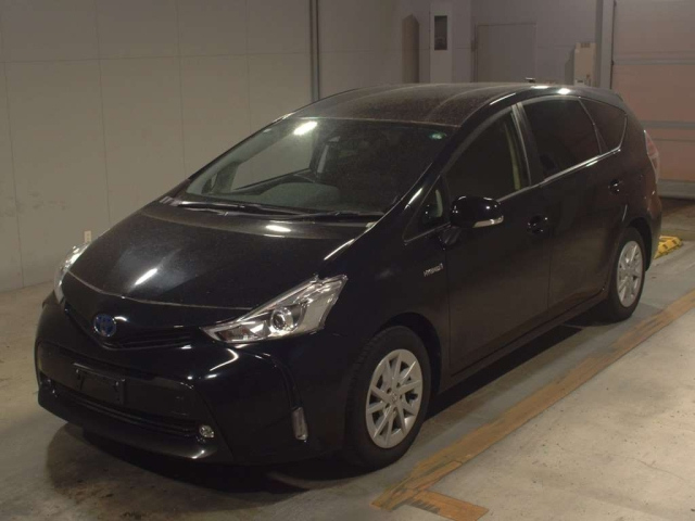 TOYOTA PRIUS ALPHA 2019