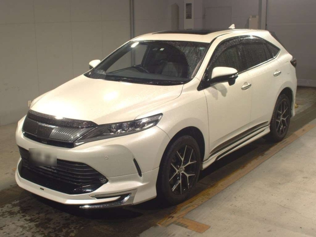 TOYOTA HARRIER 2020