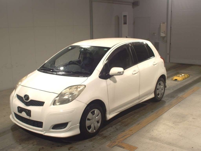 TOYOTA VITZ 2008