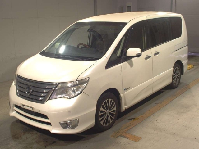 NISSAN SERENA 2015