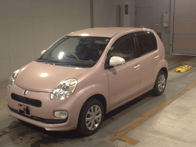 TOYOTA PASSO 2015