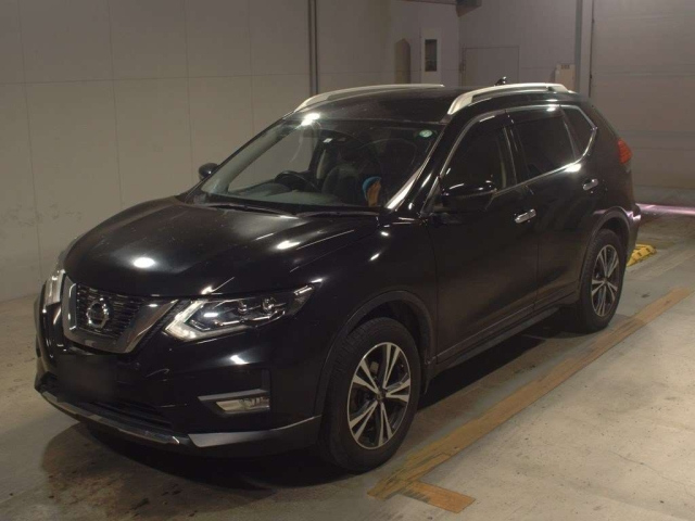 NISSAN X-TRAIL 2018