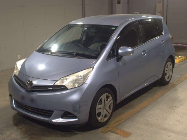 TOYOTA RACTIS 2012