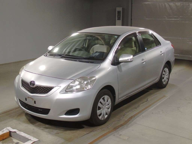 TOYOTA BELTA 2011