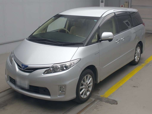 TOYOTA ESTIMA HYBRID 2015