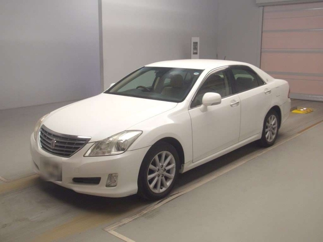 TOYOTA CROWN 2009