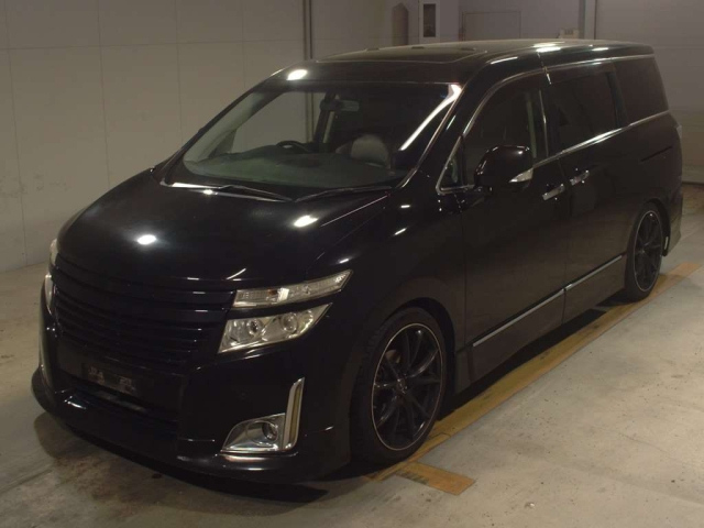 NISSAN ELGRAND 2010