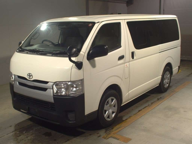 TOYOTA REGIUS ACE VAN 2019