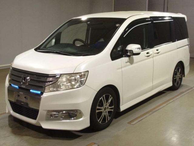 HONDA STEP WAGON 2010