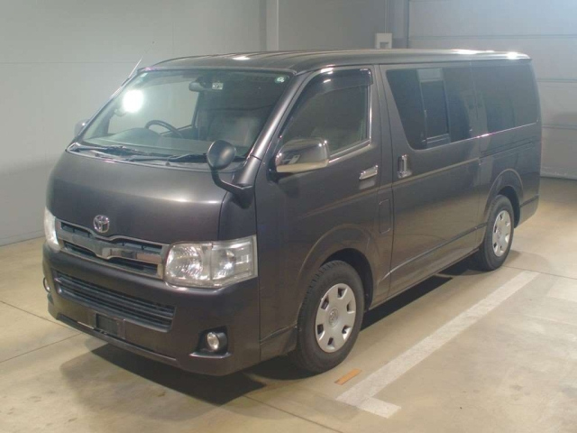 TOYOTA HIACE VAN 2012