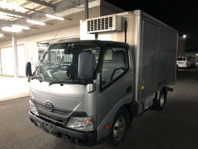 TOYOTA DYNA 2014