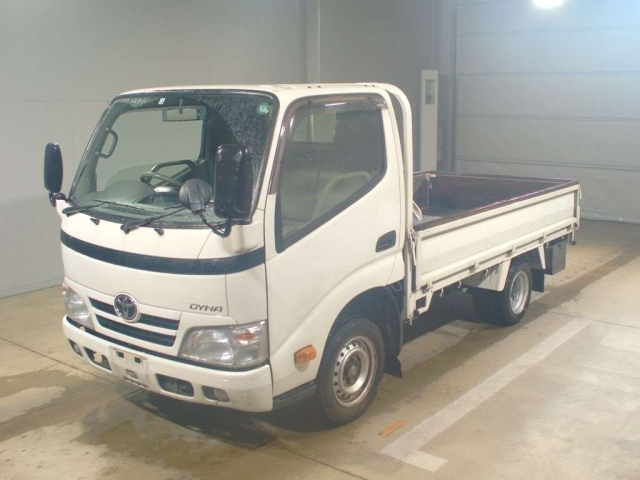 TOYOTA DYNA 2014